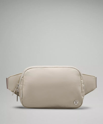 PRE-ORDEN EVERYWHERE BELT BAG 2L| LULULEMON